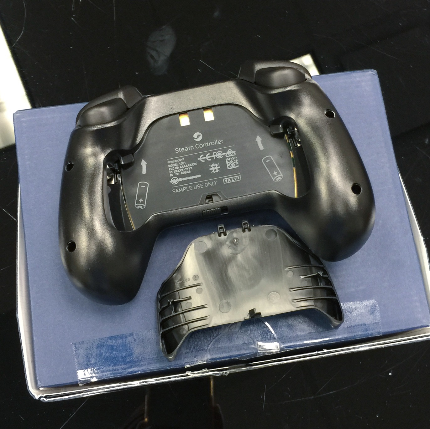 Steam-Controller-Back-off.jpg