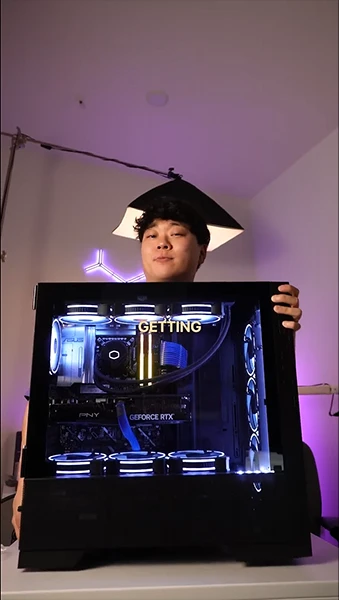 creators/techwithseong video poster