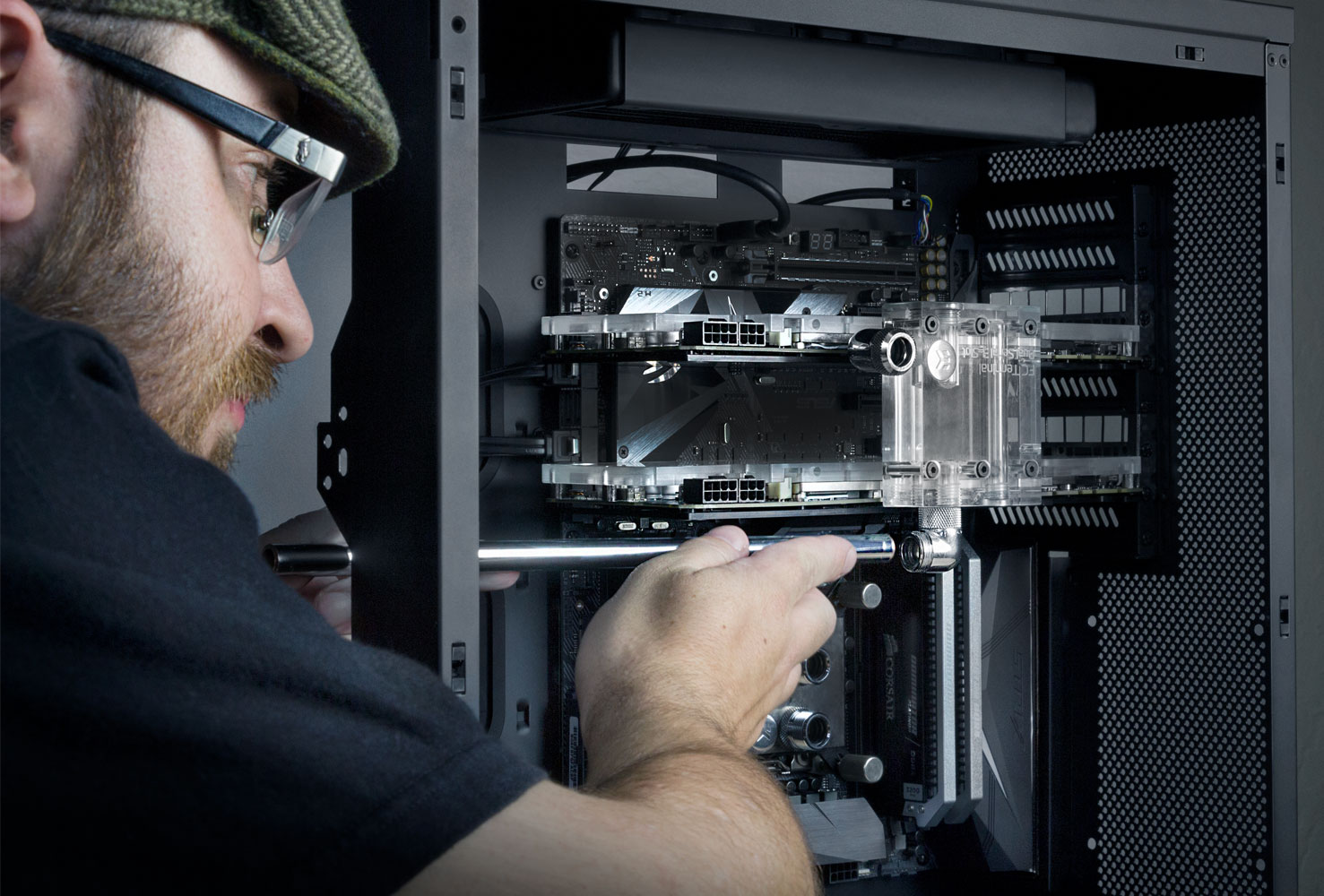 Aventum X by Digital Storm